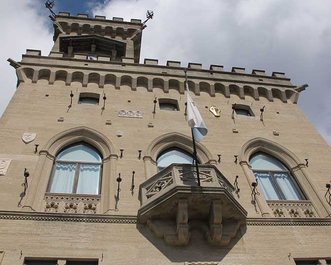 San Marino: “Governo e Banca Centrale si muovono nell’illegalità, adesso basta”