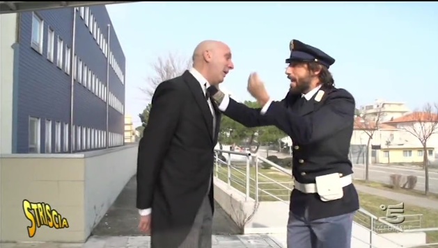 “Striscia” dentro la nuova questura e Brasini accusa la proprietà “avida” “Striscia” dentro la nuova questura e Brasini accusa la proprietà “avida”