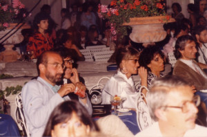 Fabio Bruschi, Moreno Neri, Adele Corazza. In primo piano Enrico Gnassi alla affollata presentazione di "Rimini"