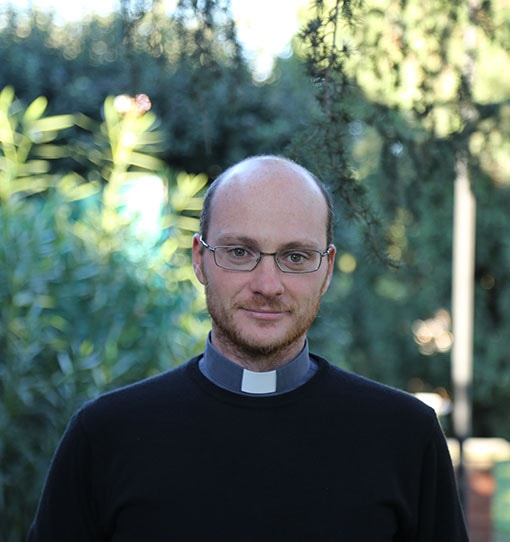 Stefano Tenti di Cattolica domani viene ordinato sacerdote per la Fraternità San Carlo