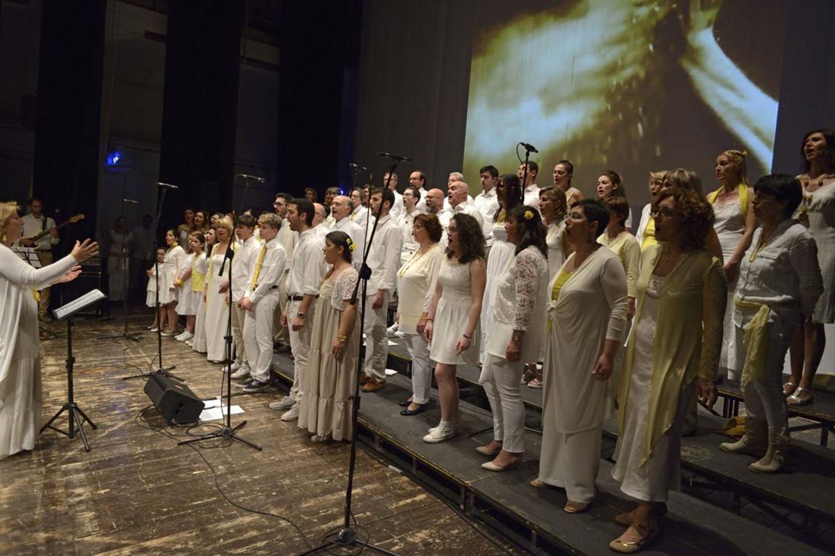 Canta per il mondo!