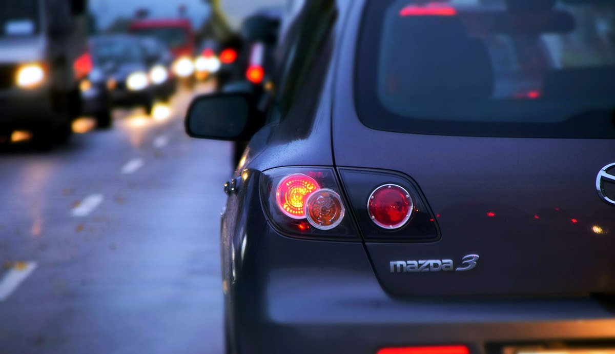 Servono strade scorrevoli e senza buche, il Comune risponde col marketing