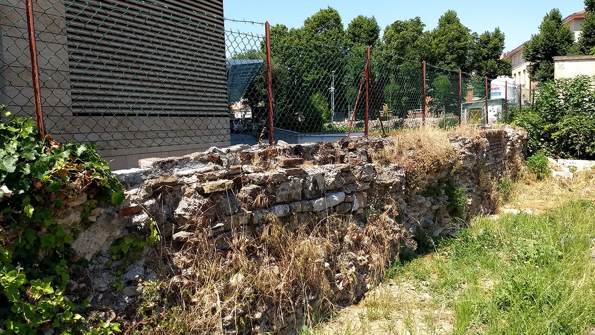 A Rimini ci sono mura malatestiane intoccabili e altre trivellabili