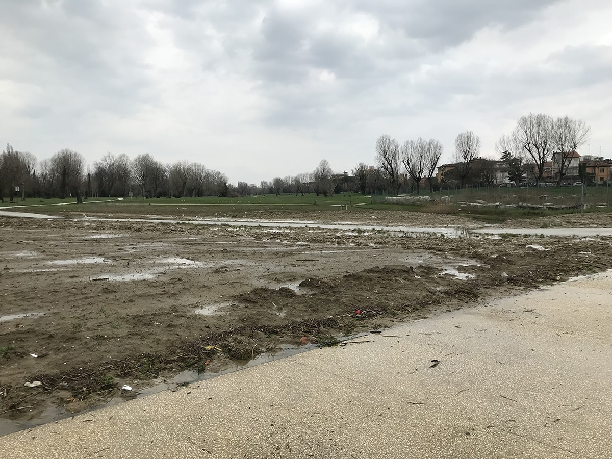 Ora si è capito perché si chiama “piazza sull’acqua”