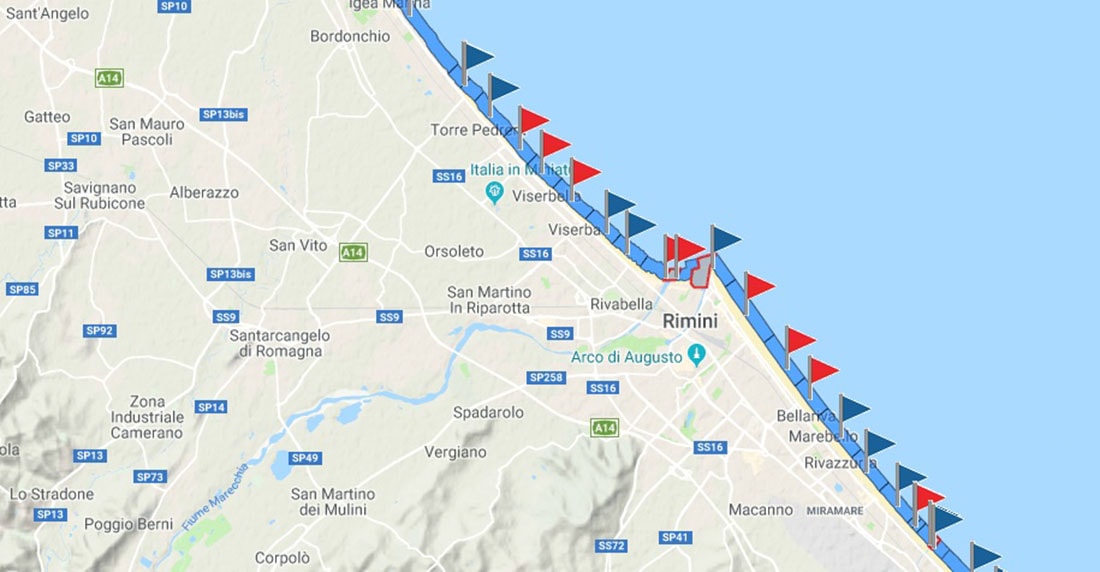 A Rimini bandiera rossa la trionfa: ma è quella del divieto di balneazione per inquinamento fognario