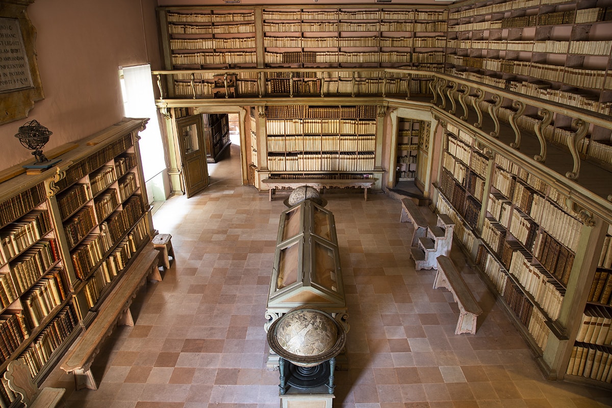 Favolosa Gambalunga: la biblioteca che il mondo ci invidia