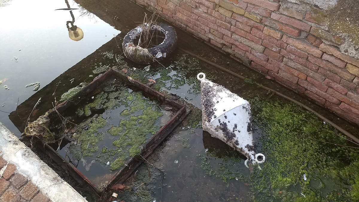 Tiberio e dintorni: il degrado a 500 metri dalla “cartolina” delle passerelle
