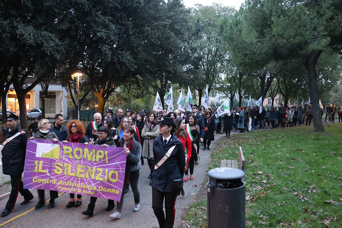 “E’ per te”: Rimini contro la violenza alle donne