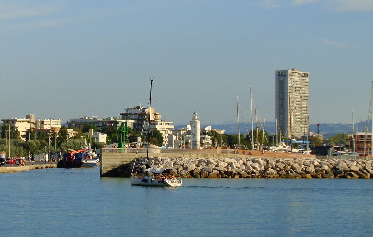 Al Club Nautico si parla del libro di Giuseppe Pizzola