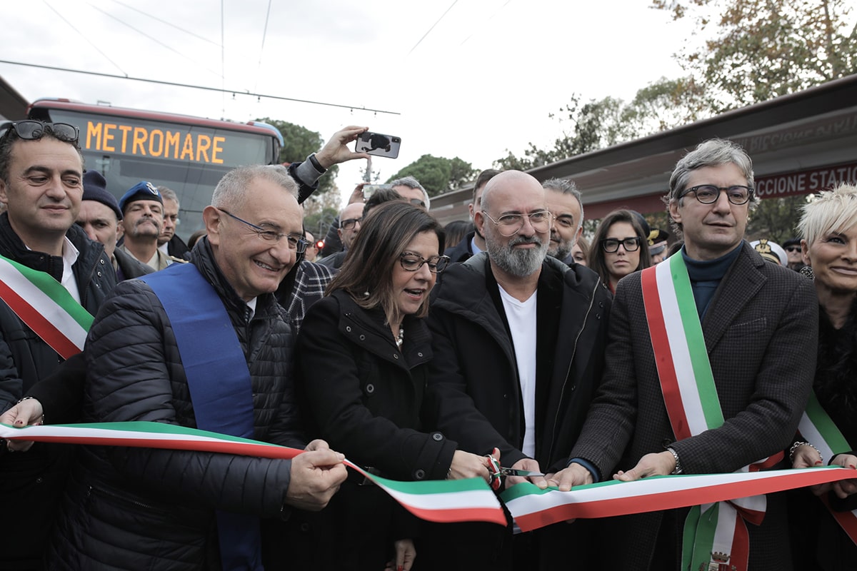 Metromare, lavoratori sottopagati dalla sinistra al caviale