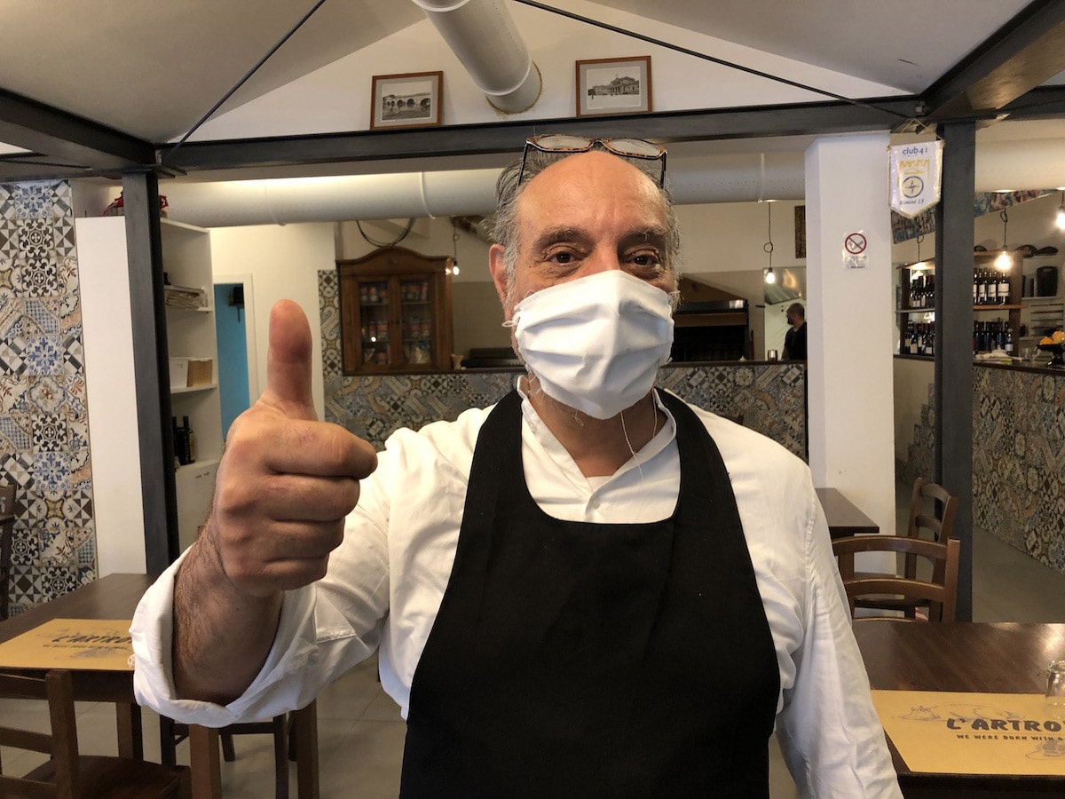 L’Artrov al tempo del coronavirus: bar, trattoria e… inno d’Italia