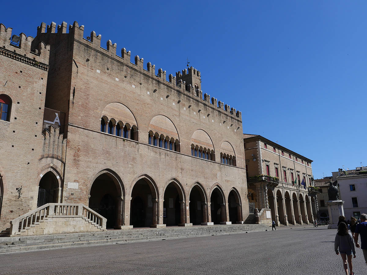 “Non abboccate: non c’è trippa per la sinistra al primo turno”