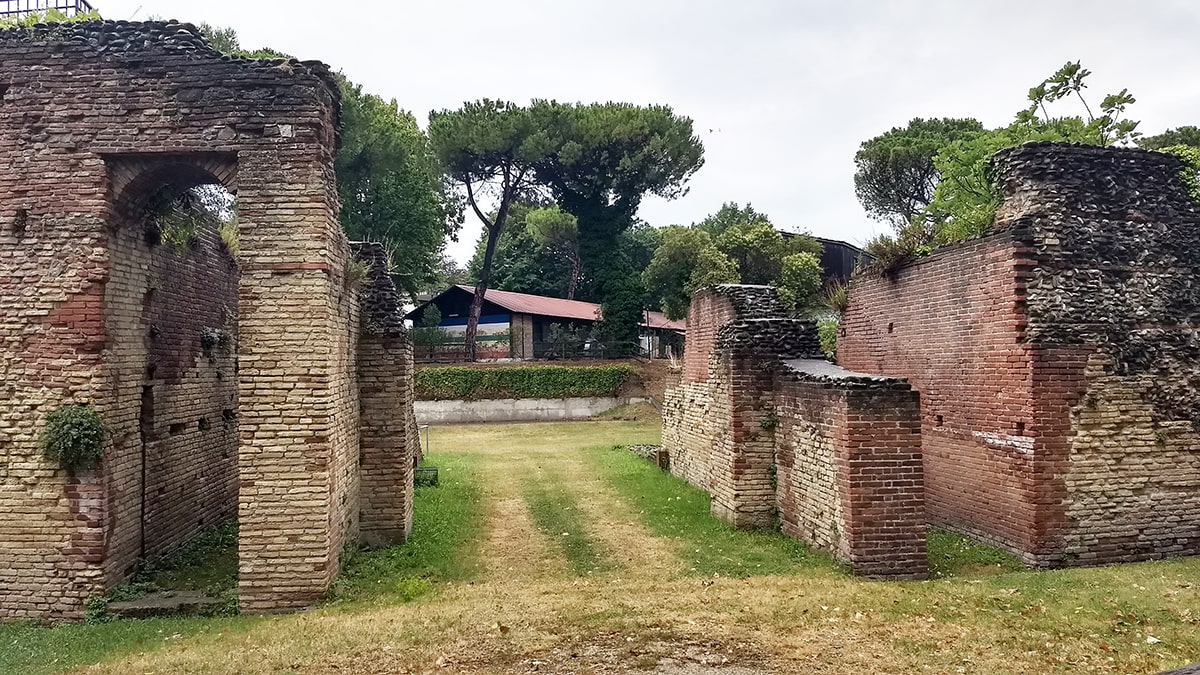 Anfiteatro romano: «entro 60 giorni avviare le pratiche di sgombero del Ceis dall’area vincolata»