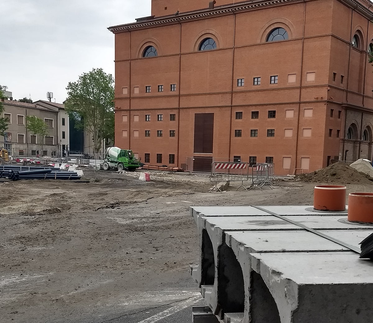 In piazza Malatesta emergono nuove tracce preziose della storia di Rimini, ma che fine fanno?