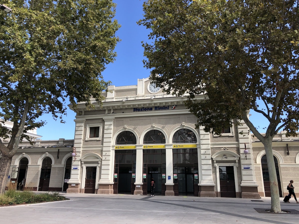 Se la stazione riflette i problemi di una città, a Rimini c’è di che preoccuparsi