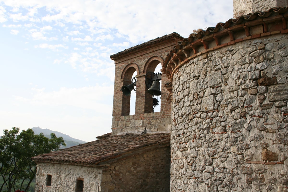 Al Santuario di Saiano è arrivato il veggente